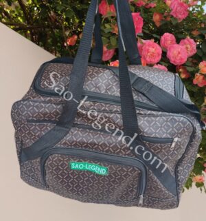 LUGGAGE/TRAVELLING BAG
